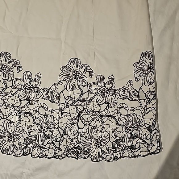 Fit and flare strapless party dress - Picture 3 of 11